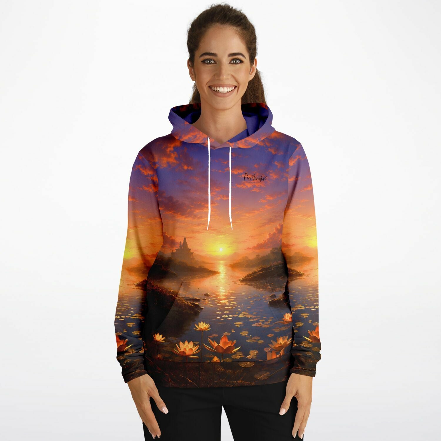 Dreamer Hoodie mit stimmungsvollem Sonnenuntergang-Motiv, das an Diamond Painting Landschaften und Kunst erinnert.