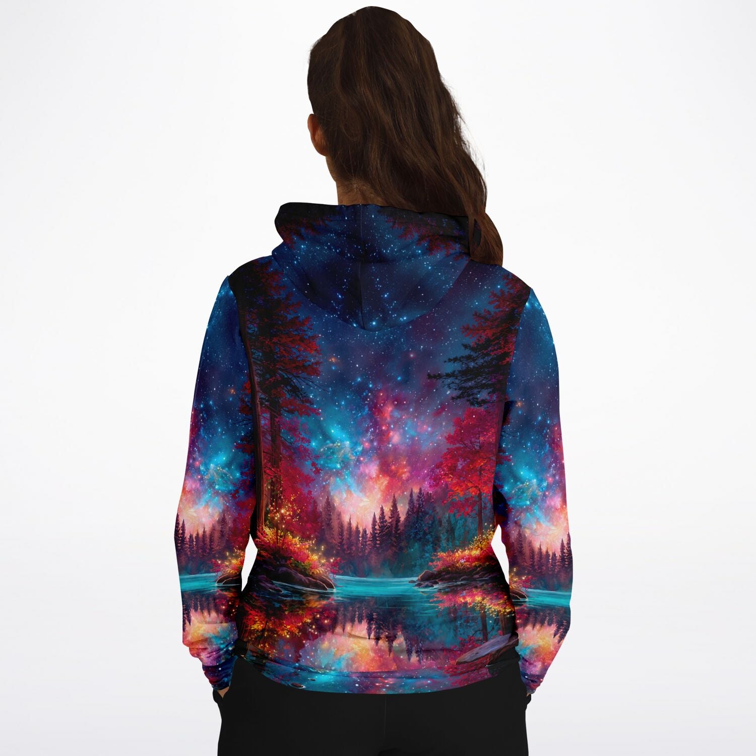Dreamer Hoodie mit farbenfrohem Galaxy-Motiv, Waldlandschaft und Sternenhimmel im Stil unserer Diamond Painting Sets