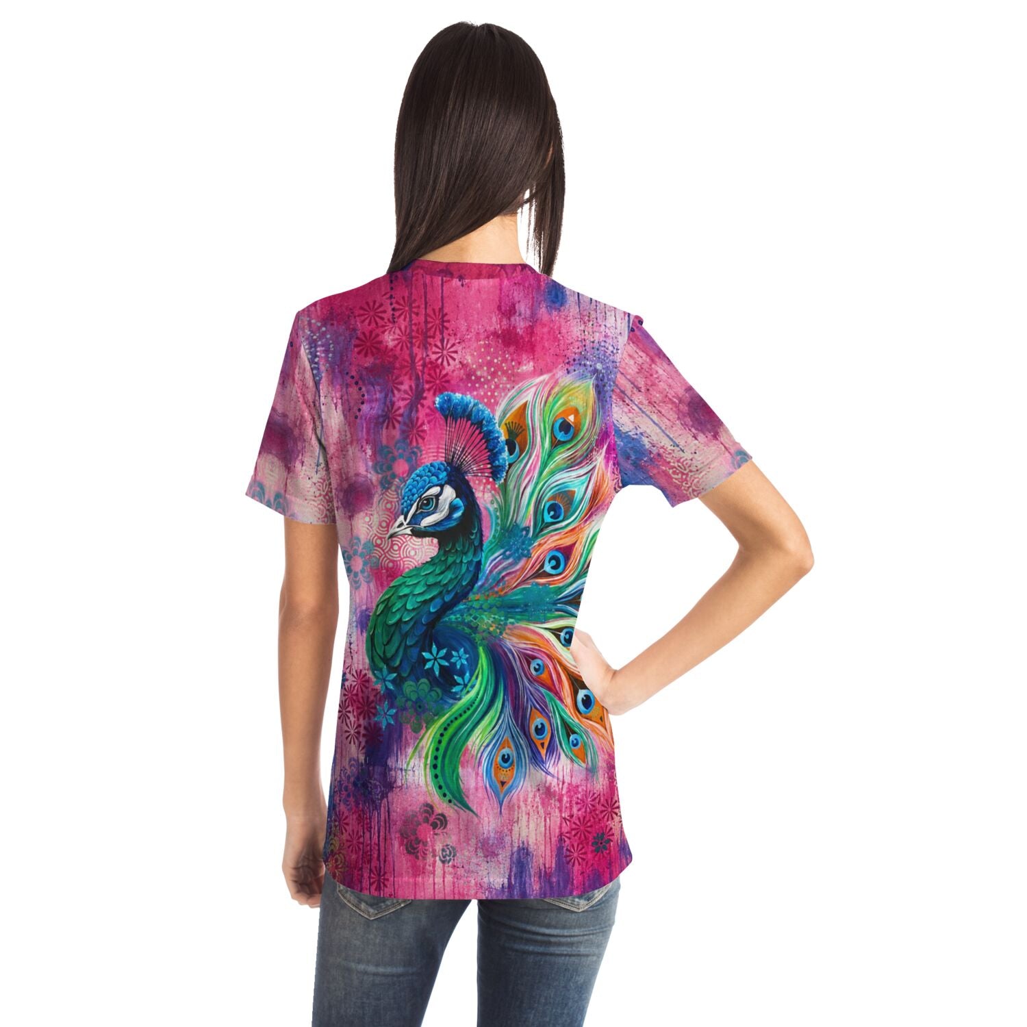 T-Shirt mit buntem Pfau-Motiv, inspiriert von Malen nach Zahlen und Diamond Painting Designs in leuchtenden Farben.