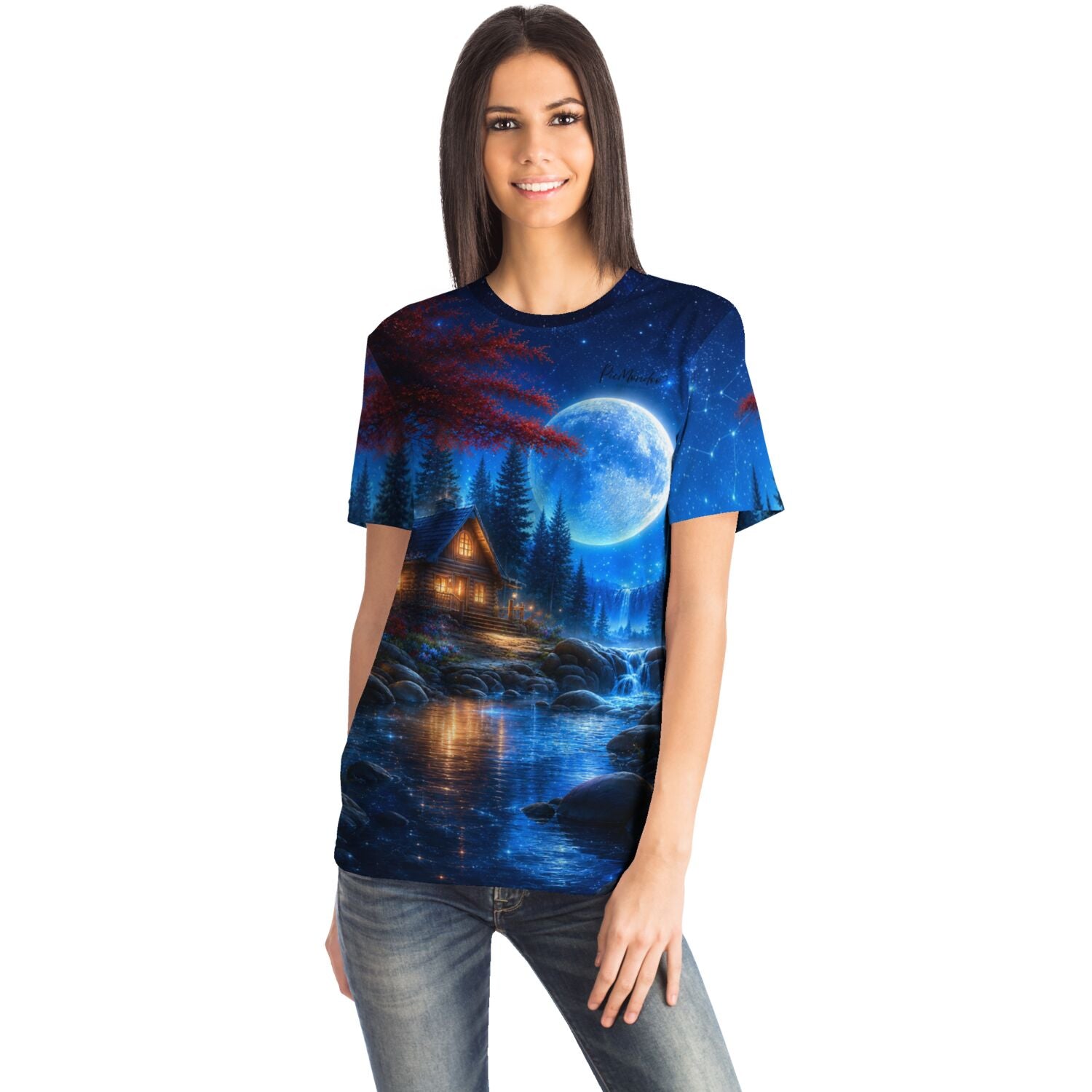 Frau trägt Dreamer T-Shirt mit Mondschein-Landschaftsmotiv, inspiriert von Diamond Painting und Malen nach Zahlen Designs