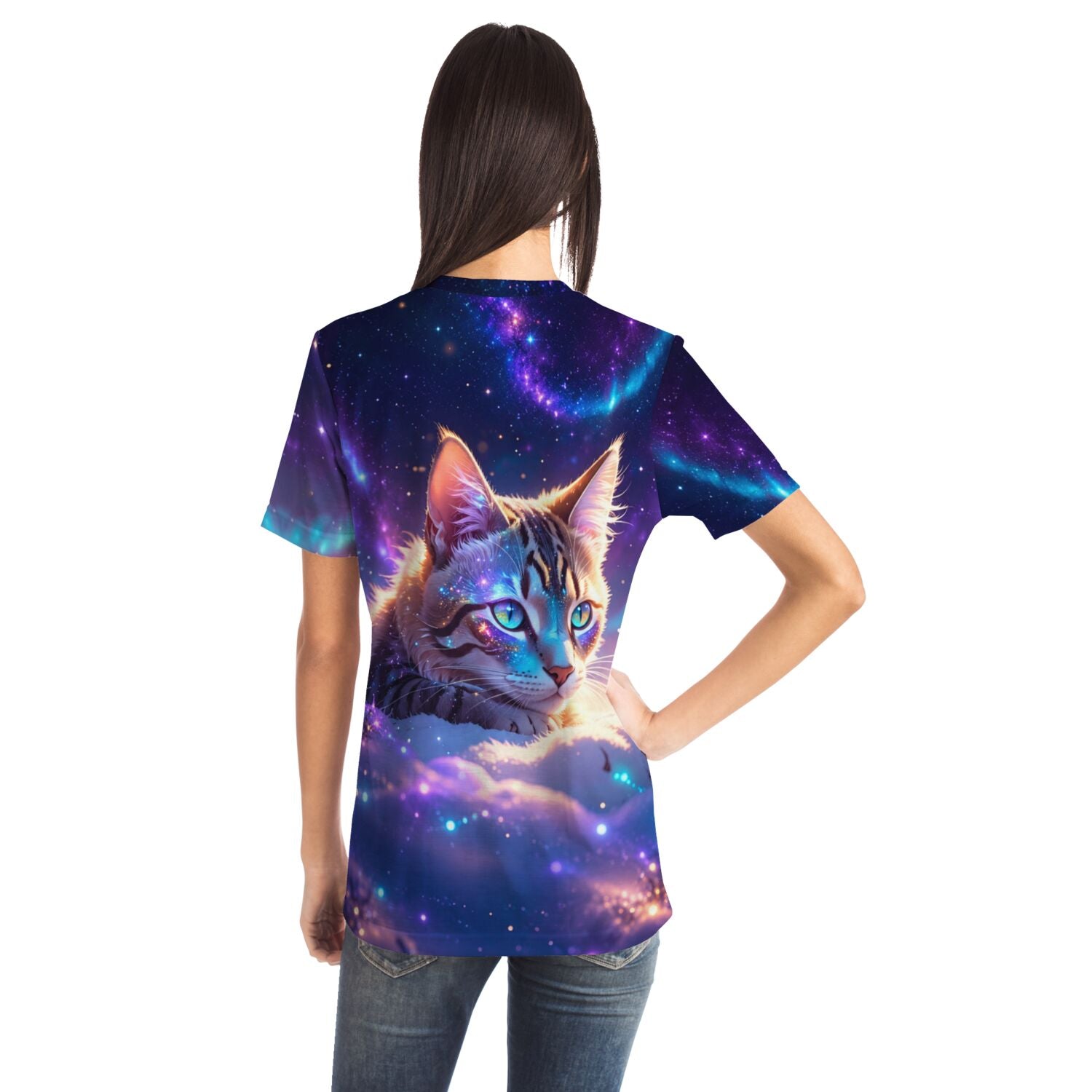 T-Shirt mit Samtpfote im Weltraum-Design: Ähnlich farbenfroh und detailliert wie unsere Diamond Painting Katzen-Motive.