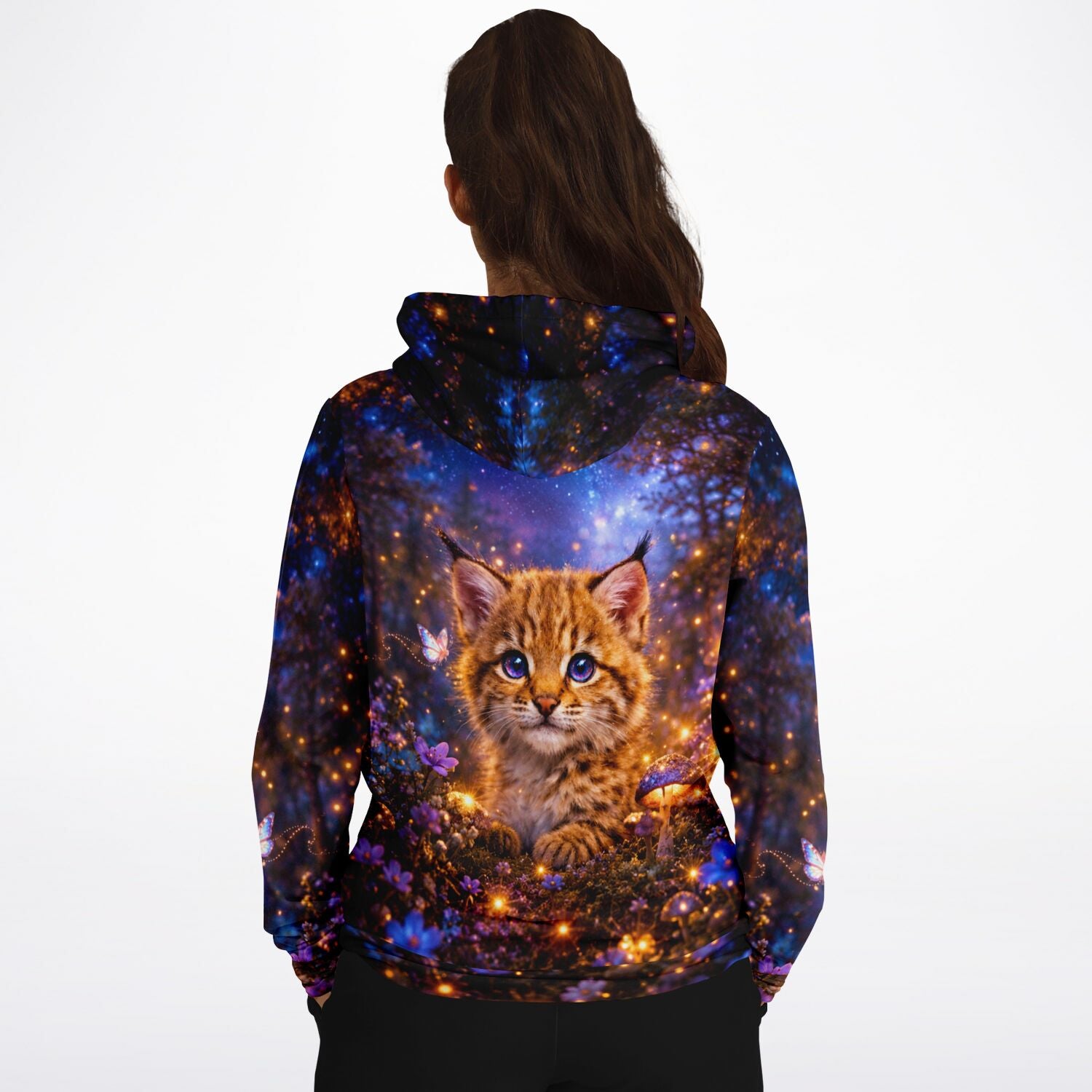 Hoodie mit süßem Luchs-Motiv im magischen Wald, inspiriert von Diamond Painting und Malen nach Zahlen Designs.