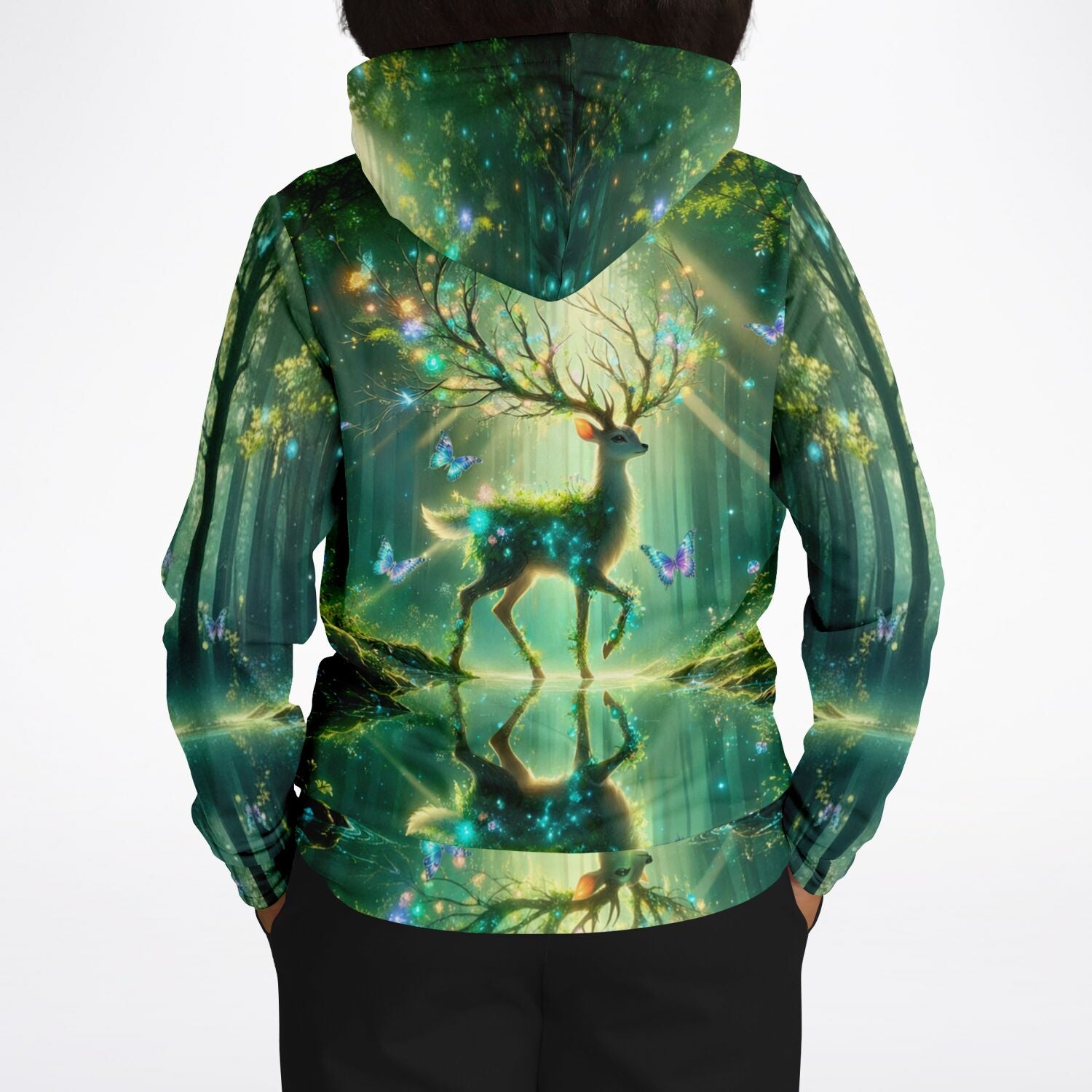 Dreamer Hoodie mit magischem Hirsch im Wald, AOP-Design inspiriert von Diamond Painting und Malen nach Zahlen Motiven.