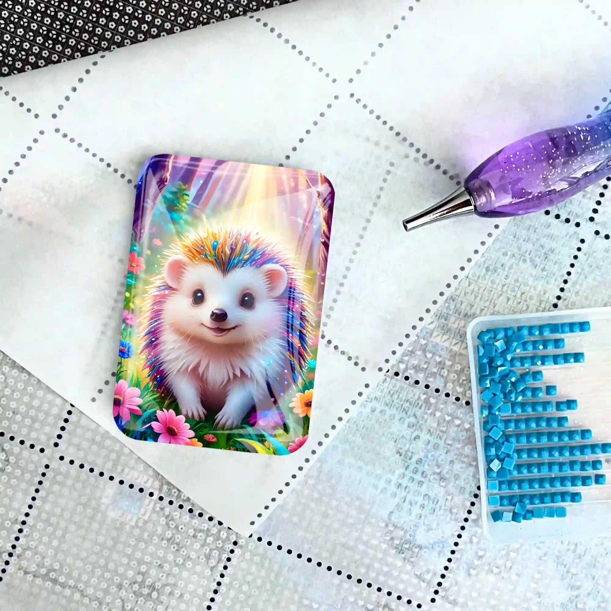 Igel Stups Diamond Painting Coverminder aus Glas mit Magnet auf einer Leinwand mit Zubehör