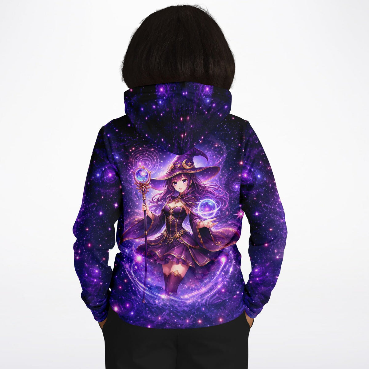 Dreamer Hoodie Celestara mit lilafarbenem Weltraum- und Anime-Hexen-Motiv für Fans von Diamond Painting und DIY-Arts
