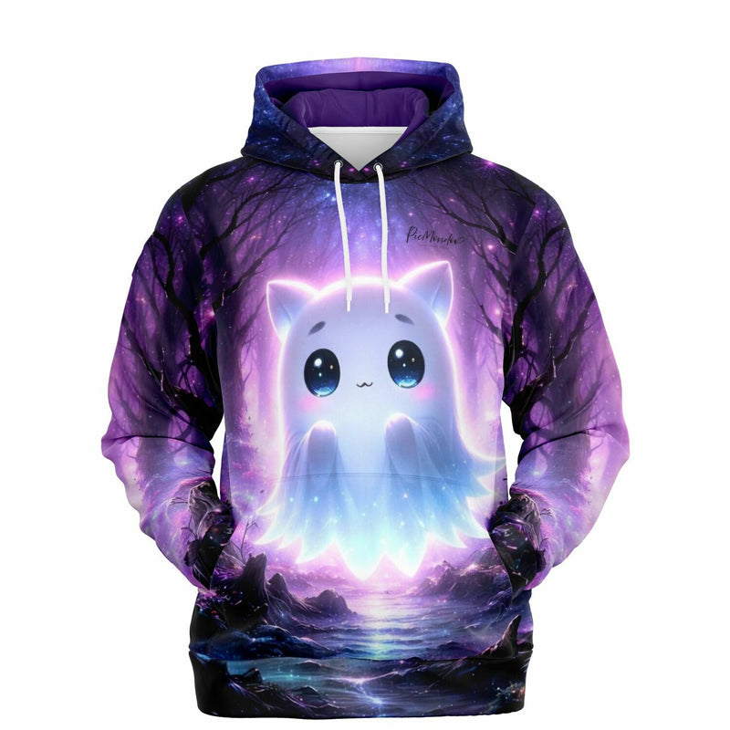 Dreamer Hoodie mit leuchtendem Geist-Motiv im magischen Wald als stylisches DIY-Fan-Accessoire