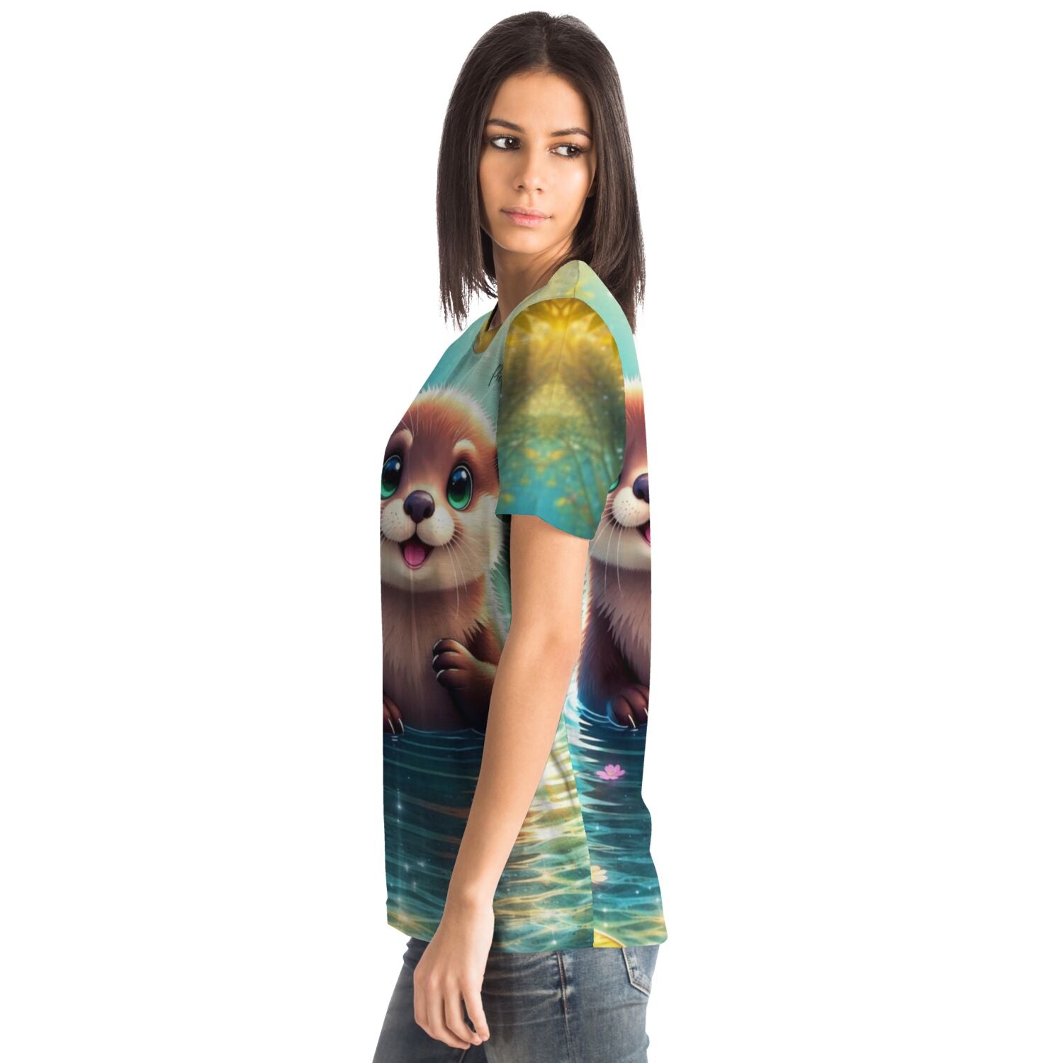 Frau trägt T-Shirt mit süßem Otter-Motiv, das den beliebten Diamond Painting und Malen nach Zahlen Stil widerspiegelt.