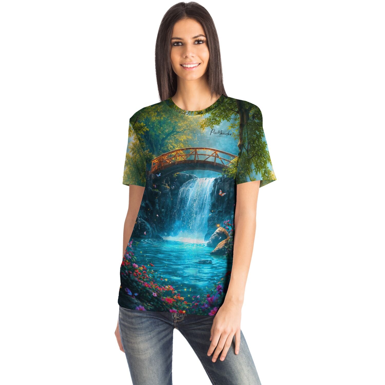 Frau trägt Dreamer T-Shirt mit Brücke der Träume Motiv, inspiriert durch Diamond Painting und Malen nach Zahlen