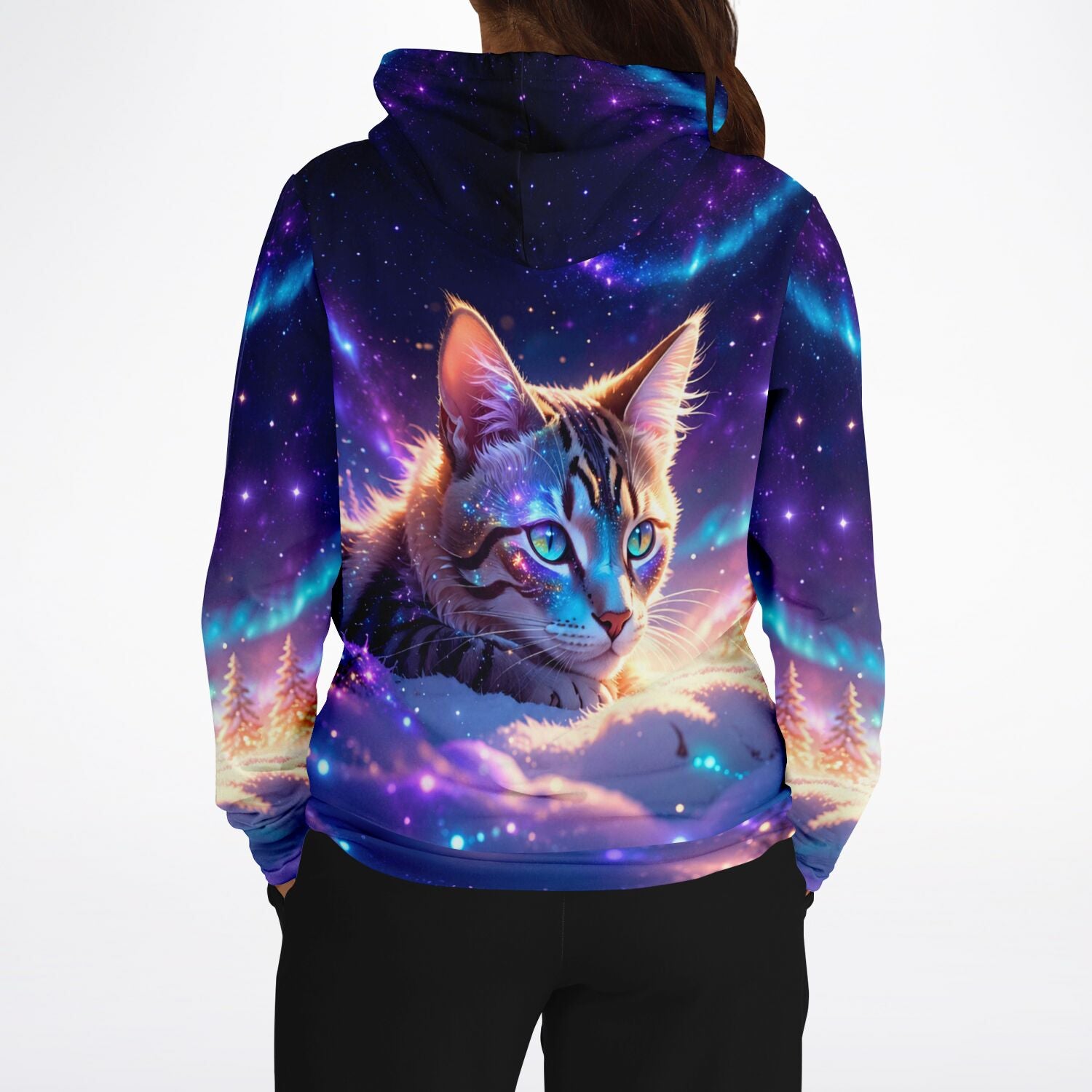 Dreamer Hoodie Samtpfote mit galaktischem Katzenmotiv, Sternenhimmel und Polarlicht-Design in leuchtenden Farben.