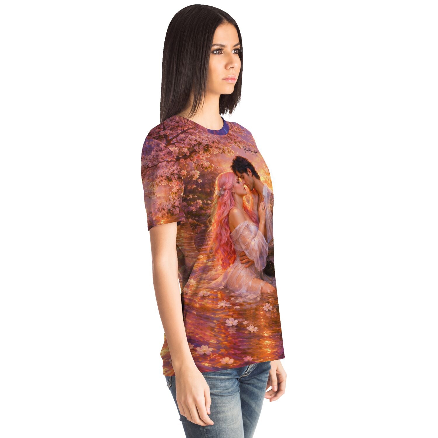 Frau trägt Dreamer T-Shirt mit romantischem Pärchen-Motiv im Stil von Diamond Painting und Malen nach Zahlen Designs